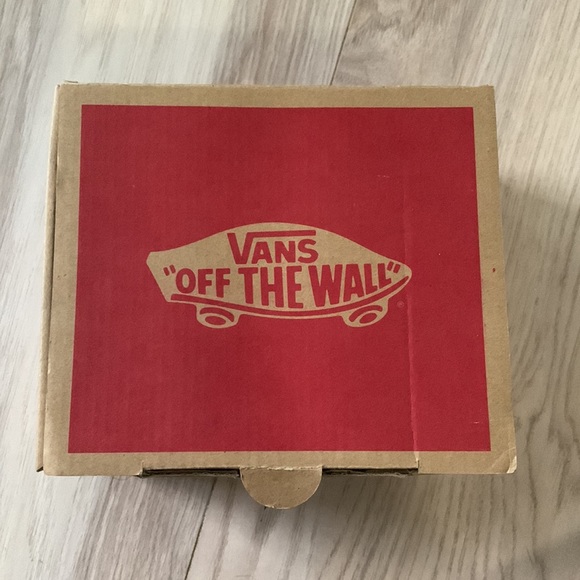 Like New Baby Toddler High Top Vans - size 4T - Picture 9 of 9